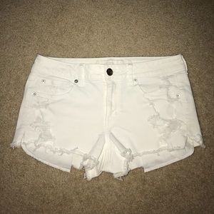 white jean shorts american eagle